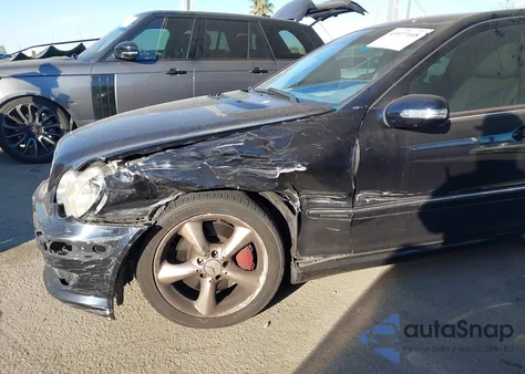 2006 Mercedes-Benz C 230 Sport z USA, uszkodzony, nr VIN WDBRF52H46A902643